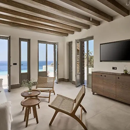 Ios Grand Pool Hotel Mylopotas