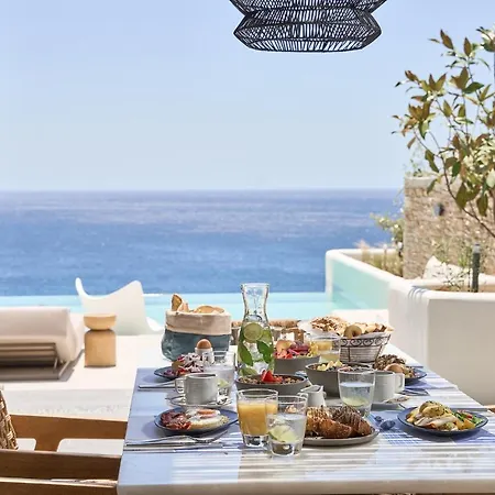 Ios Grand Pool Hotel