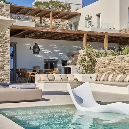 Ios Grand Pool Hotel 4*