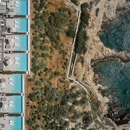Ios Grand Pool Otel