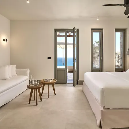 Ios Grand Pool 4* Mylopotas