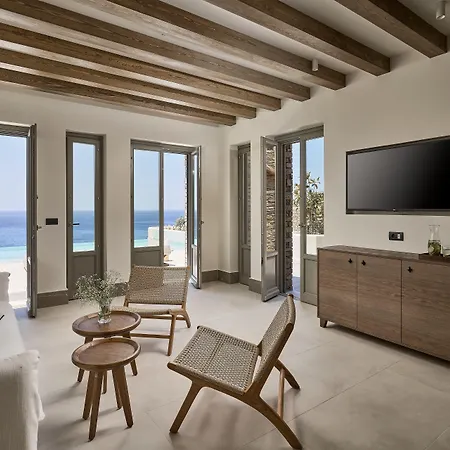 Ios Grand Pool Hotel