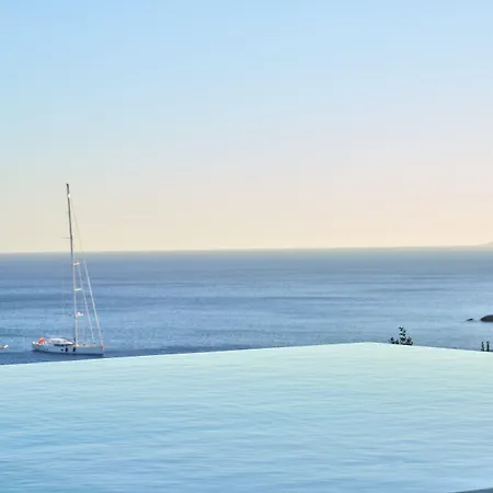 Ios Grand Pool Hotel