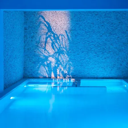 Ios Grand Pool 4* Mylopotas