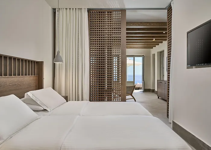 Ios Grand Pool 마일로포타스