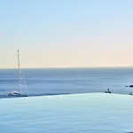 Ios Grand Pool Hotel Mylopotas