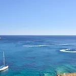 Ios Grand Pool Hotel 4*