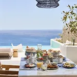 Ios Grand Pool Hotel