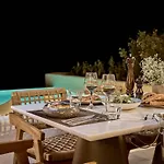 Ios Grand Pool Hotel