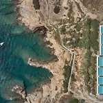 Ios Grand Pool