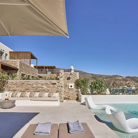 ホテル Ios Grand Pool ミロポタス