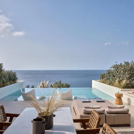 Ios Grand Pool Μυλοπότας