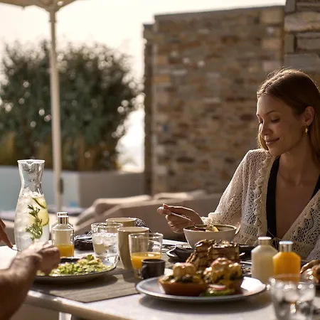 Ios Grand Pool ミロポタス