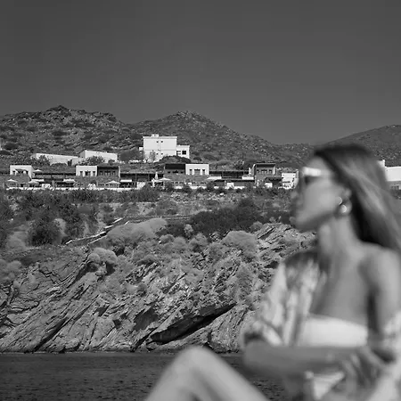 Ios Grand Pool Μυλοπότας