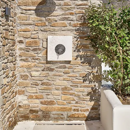 Ios Grand Pool ミロポタス