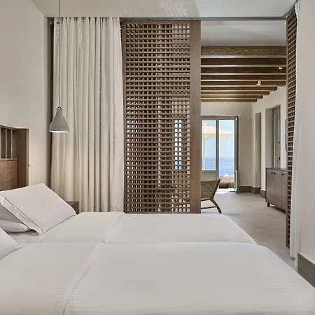 Ios Grand Pool ミロポタス