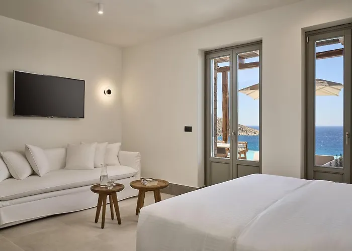 Ξενοδοχείο Ios Grand Pool 4*