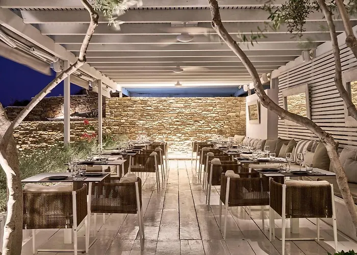 Ios Grand Pool Μυλοπότας