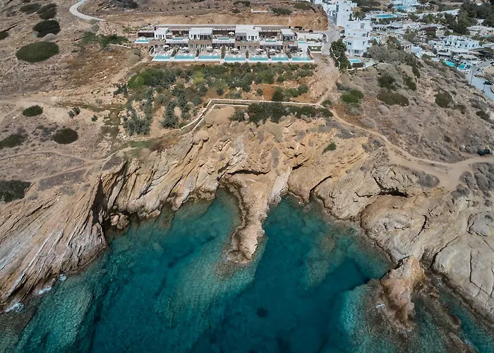 Ξενοδοχείο Ios Grand Pool 4*